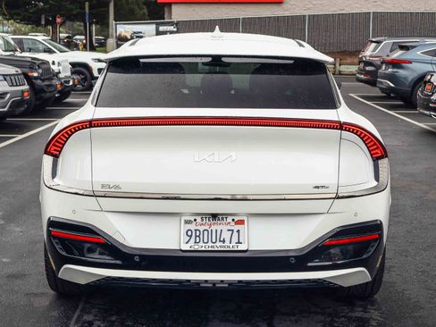 Used 2022 Kia EV6 GT-Line w/ GT-Line Suede Seat Package image 22