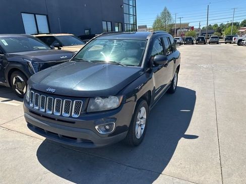 Used 2015 Jeep Compass High Altitude image 4