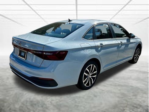 New 2026 Volkswagen Jetta SE FWD image 5