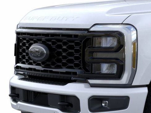 New 2026 Ford F250 Lariat w/ Tremor Off-Road Package image 17