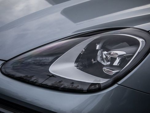 Certified 2023 Porsche Cayenne image 15