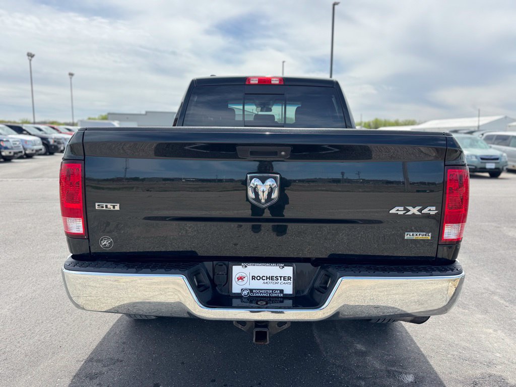 Used 2017 RAM 1500 Classic SLT AWD/4WD image 39