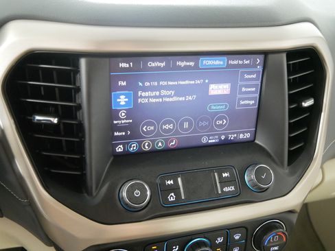 Used 2022 GMC Acadia Denali w/ Denali Ultimate Package FWD image 22
