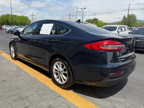 Used 2020 Ford Fusion SE FWD image 6