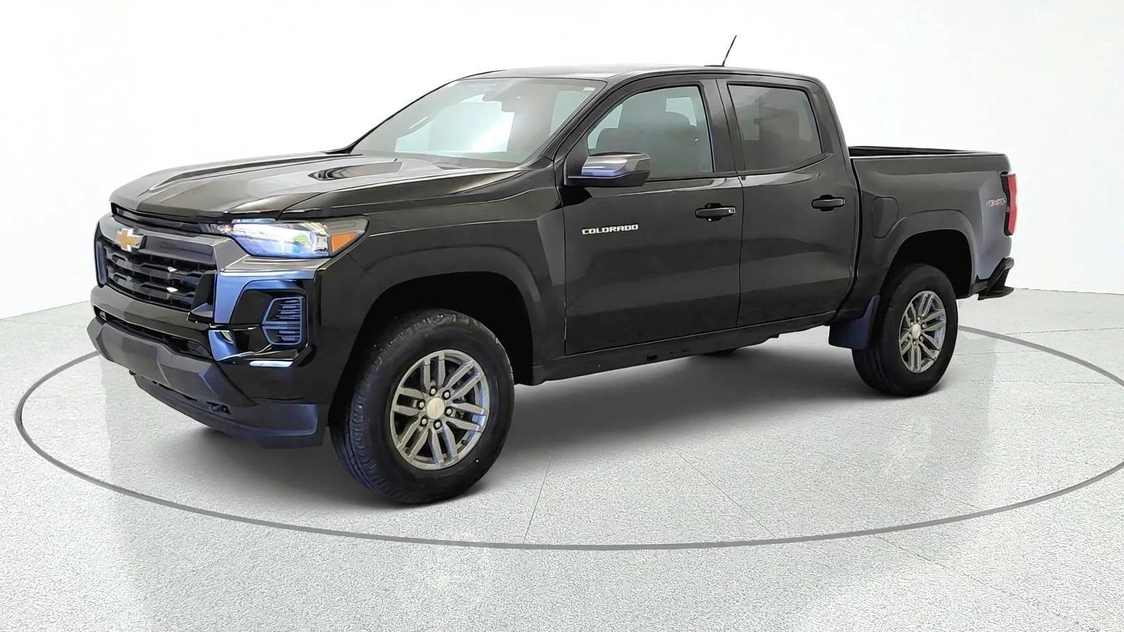 New 2026 Chevrolet Colorado LT w/ Advanced Trailering Package AWD/4WD image 4