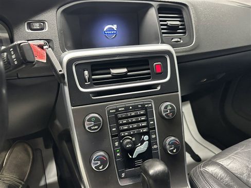 Used 2012 Volvo S60 T5 FWD image 21
