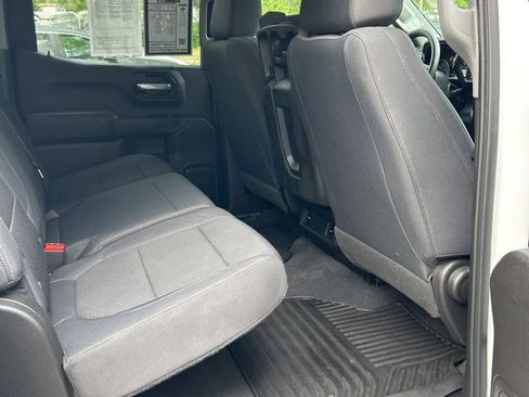 Used 2019 Chevrolet Silverado 1500 Custom w/ Custom Value Package AWD/4WD image 23