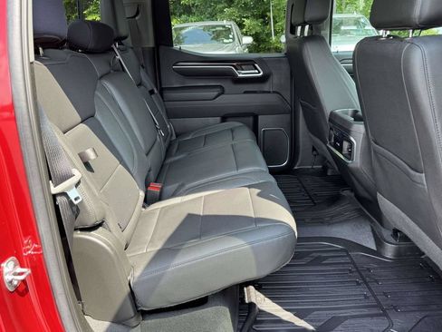 Used 2022 GMC Sierra 1500 SLT w/ SLT Premium Plus Package AWD/4WD image 15