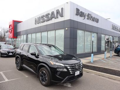 Certified 2025 Nissan Rogue SV