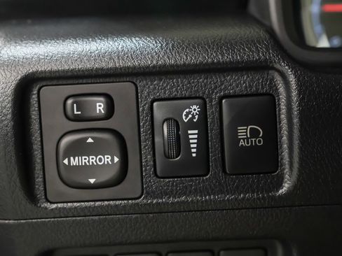 Used 2020 Toyota 4Runner Limited image 23