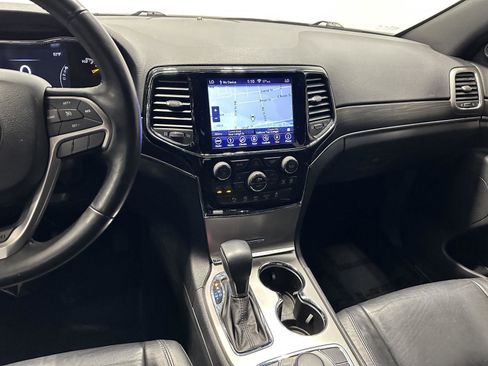 Used 2019 Jeep Grand Cherokee Limited w/ Trailer Tow Group IV AWD/4WD image 22