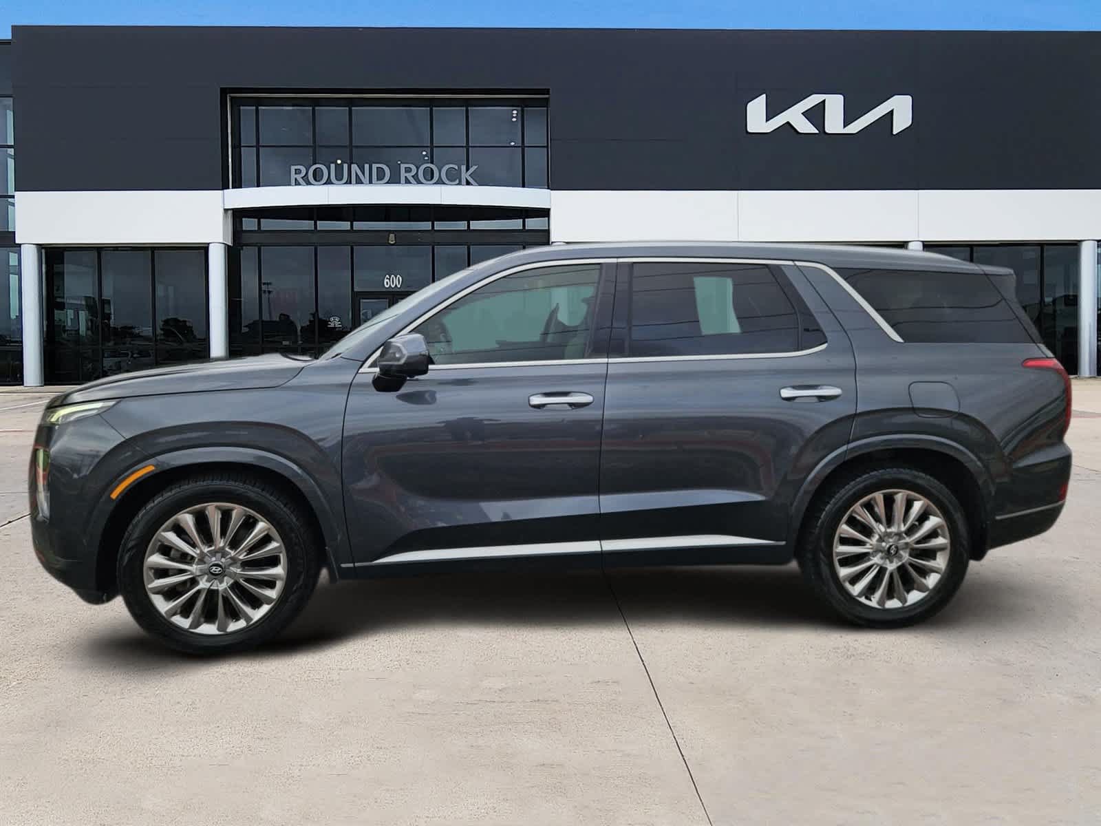 Used 2020 Hyundai Palisade Limited FWD image 4