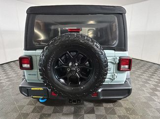 Used 2024 Jeep Wrangler Unlimited AWD/4WD video 4