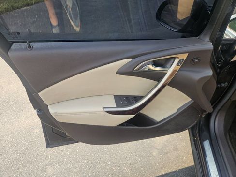 Used 2012 Buick Verano Convenience FWD image 12