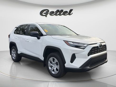 Used 2025 Toyota RAV4 LE FWD image 3