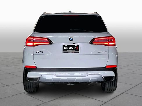 Used 2022 BMW X5 xDrive40i w/ Premium Package image 4