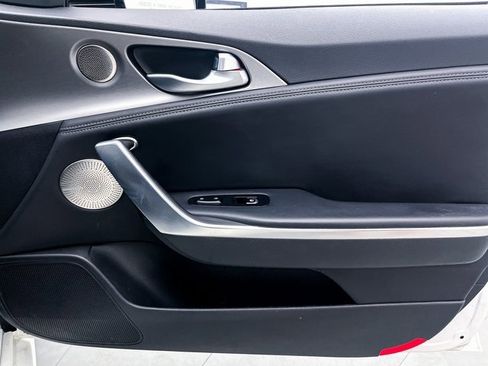 Used 2020 Kia Stinger GT2 image 33