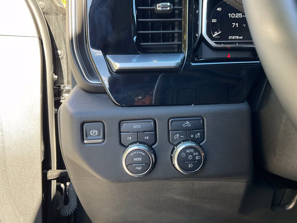 Used 2024 GMC Sierra 1500 Elevation AWD/4WD image 13