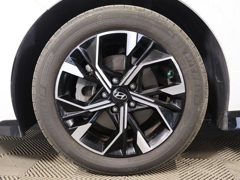 Certified 2024 Hyundai Sonata SEL AWD/4WD image 17