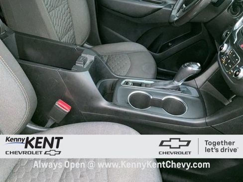 Used 2019 Chevrolet Equinox LT w/ Driver Convenience Package image 14