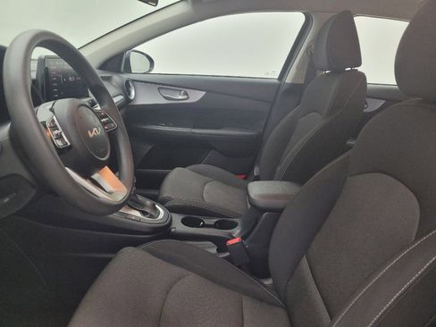 Used 2024 Kia Forte LX FWD image 17