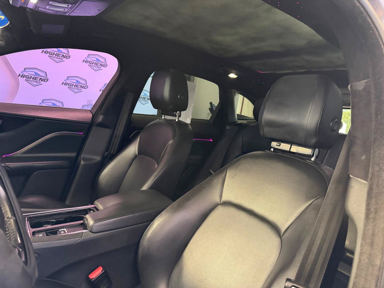 Used 2019 Jaguar F-PACE Premium AWD/4WD image 17