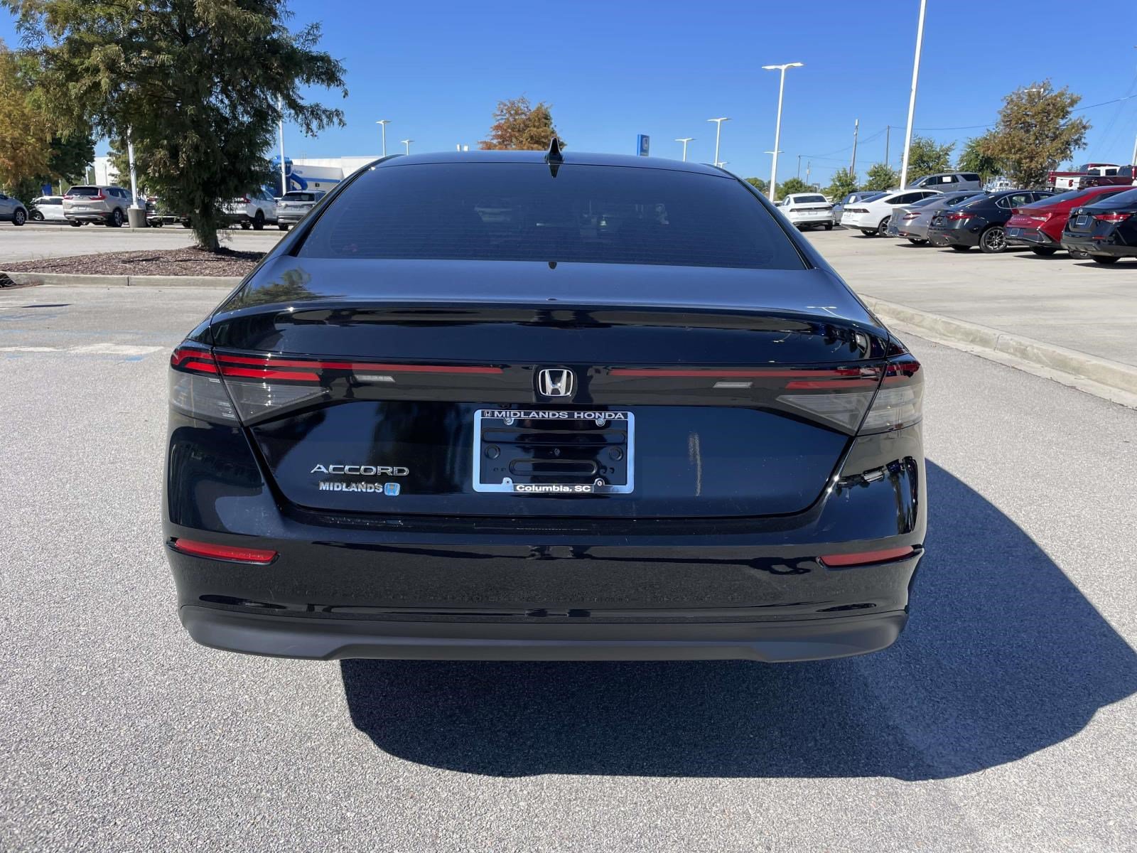 Used 2025 Honda Accord SE image 5