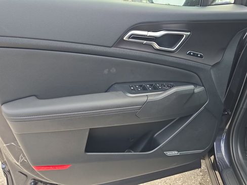 New 2026 Kia Sportage SX image 18