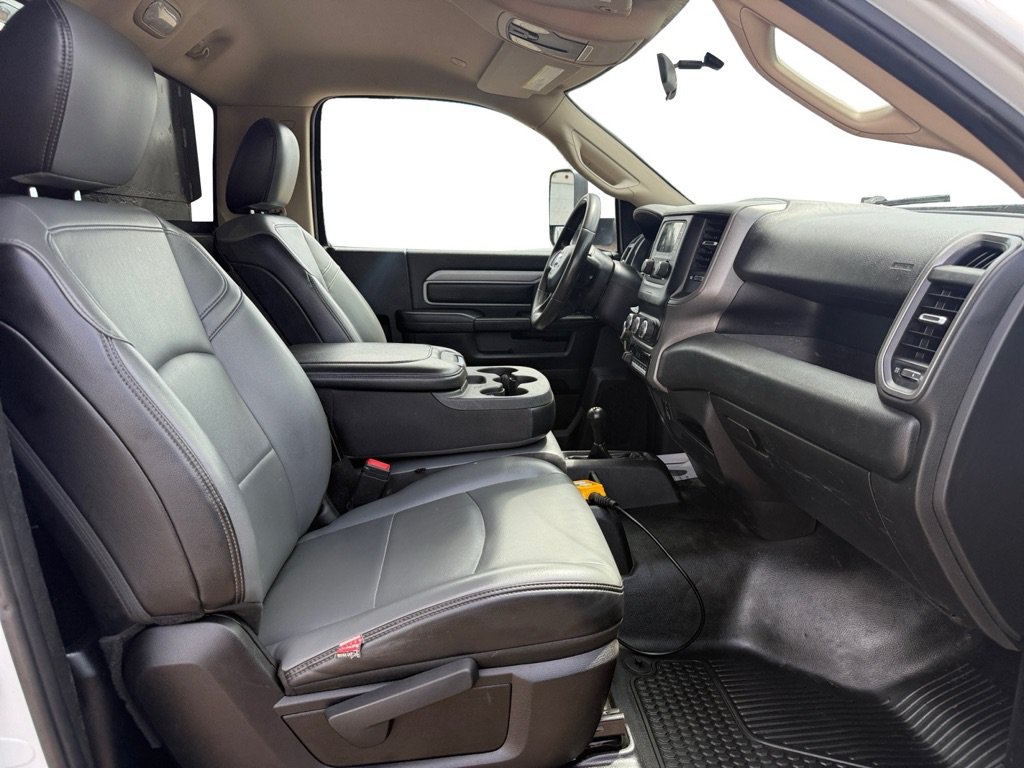 Used 2019 RAM 3500 Tradesman AWD/4WD image 13