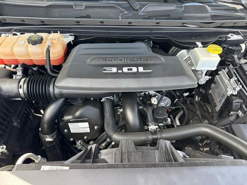 Used 2021 RAM 1500 Limited w/ Off Road Group AWD/4WD image 46