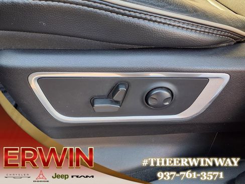 Certified 2022 RAM 1500 Laramie image 18