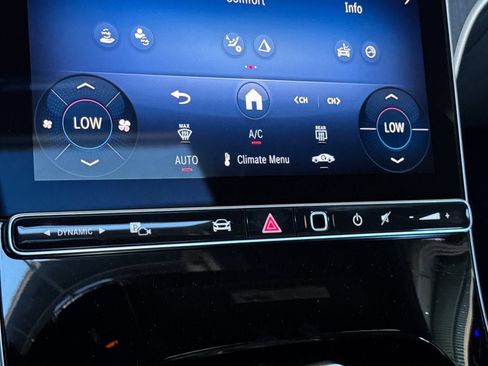 New 2025 Mercedes-Benz C 300 4MATIC Sedan image 24