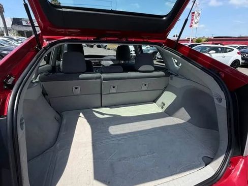 Used 2011 Toyota Prius Two FWD image 9