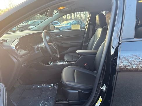 Used 2024 Buick Encore GX Sport Touring image 36