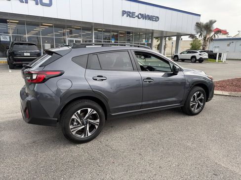 Used 2026 Subaru Crosstrek 2.0i Premium AWD/4WD image 3