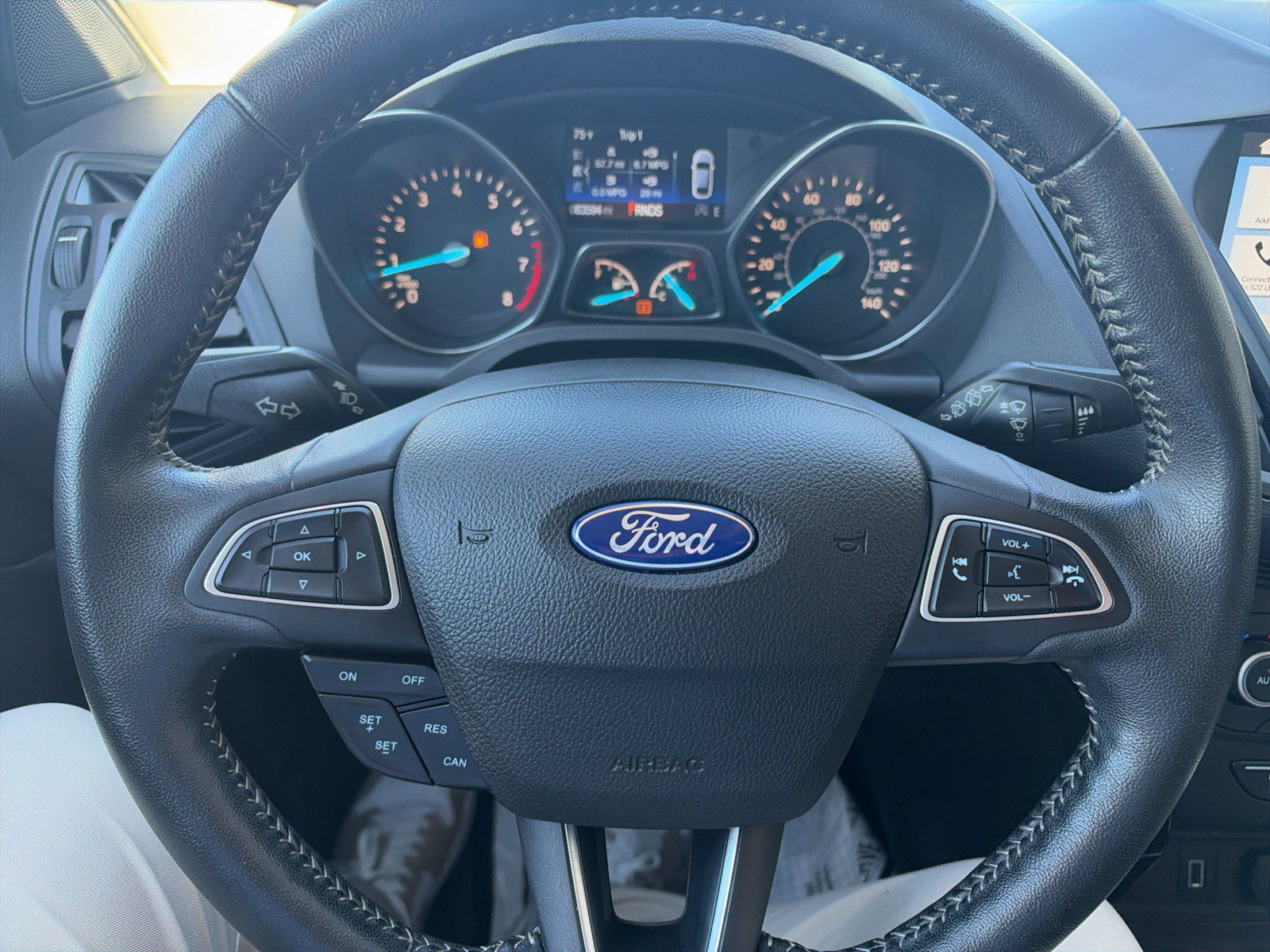 Used 2019 Ford Escape SEL AWD/4WD image 15