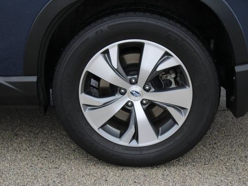 Certified 2023 Subaru Ascent Premium image 29