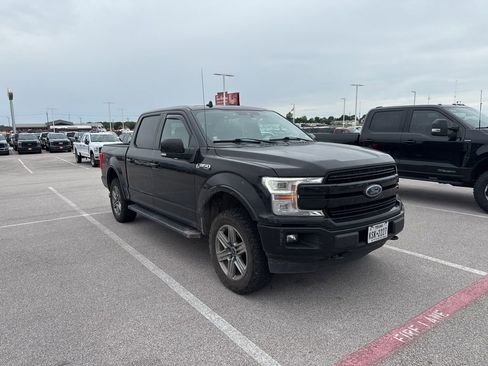 Used 2018 Ford F150 Lariat w/ Equipment Group 502A Luxury AWD/4WD image 3