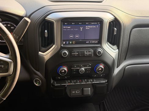 Used 2019 Chevrolet Silverado 1500 LT w/ All-Star Edition AWD/4WD image 30