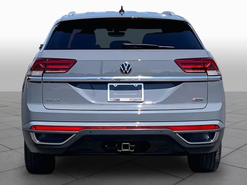 Used 2021 Volkswagen Atlas Cross Sport SE AWD/4WD image 5