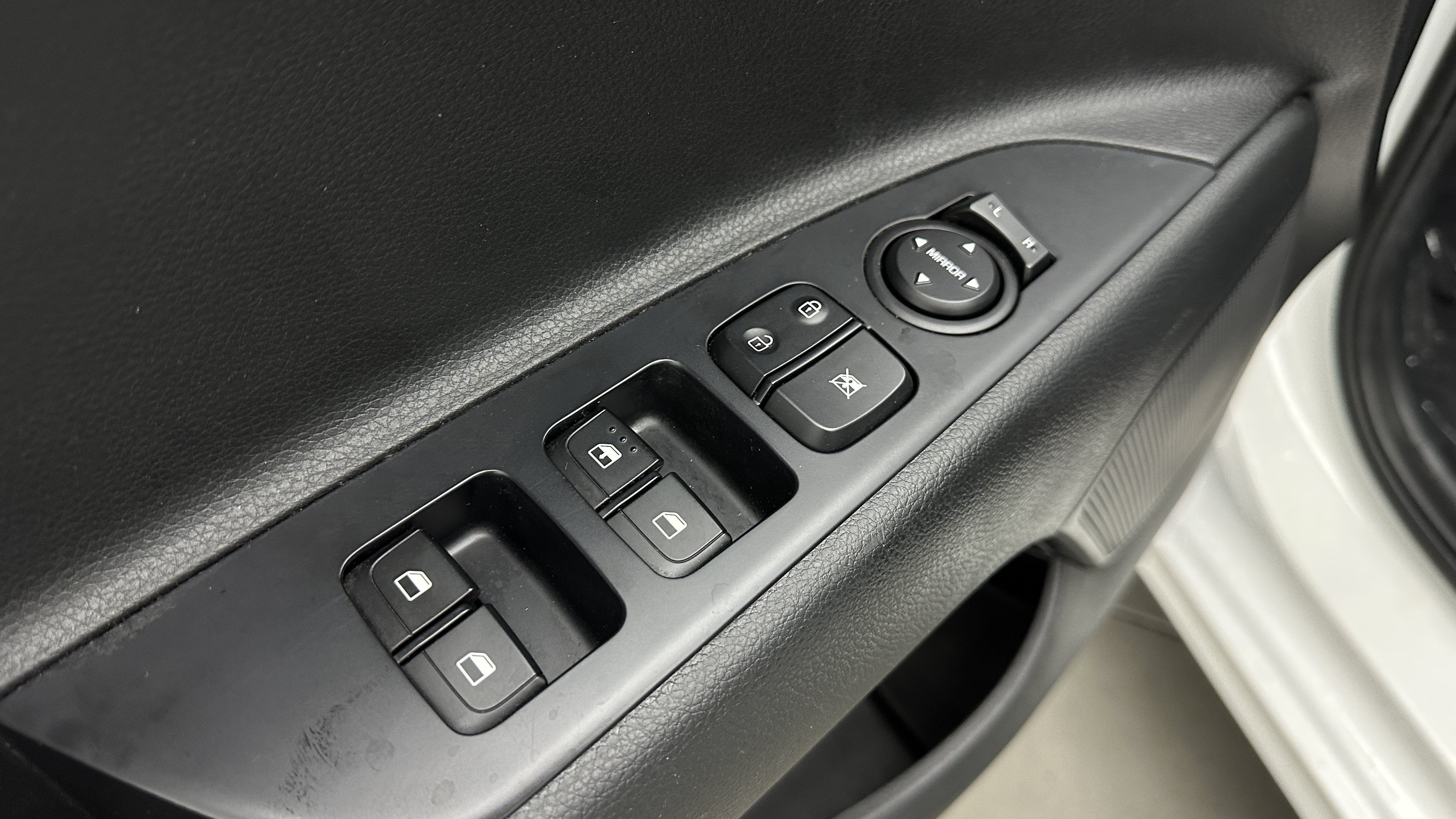 Used 2023 Kia Rio S w/ Technology Package FWD image 13