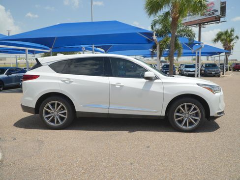 Used 2023 Acura RDX FWD w/ Technology Package image 4