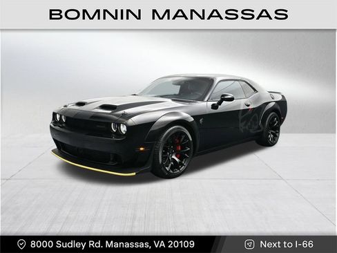 Used 2023 Dodge Challenger SRT Hellcat image 1