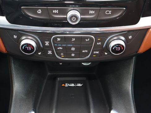 Used 2018 Chevrolet Traverse High Country image 29