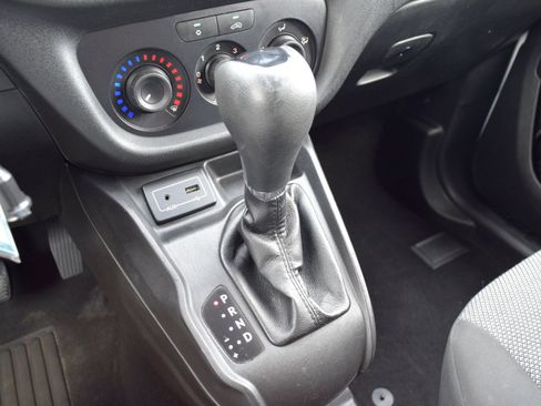 Used 2019 RAM ProMaster City Tradesman FWD image 10