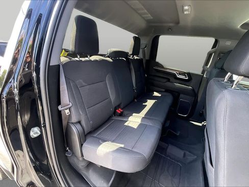 Used 2023 Chevrolet Silverado 1500 LT AWD/4WD image 26