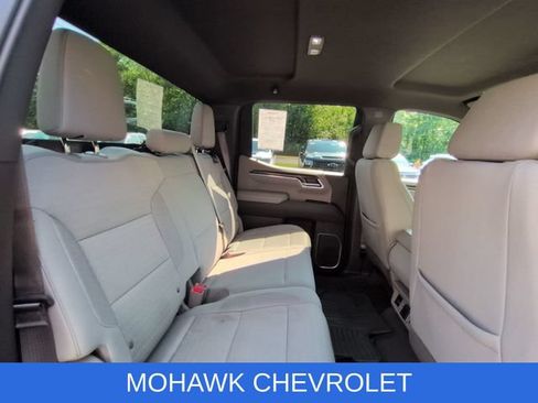 Used 2022 Chevrolet Silverado 1500 LT AWD/4WD image 27