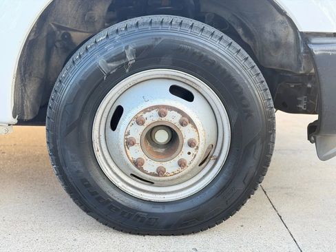 Used 2012 Ford F350 XL image 12