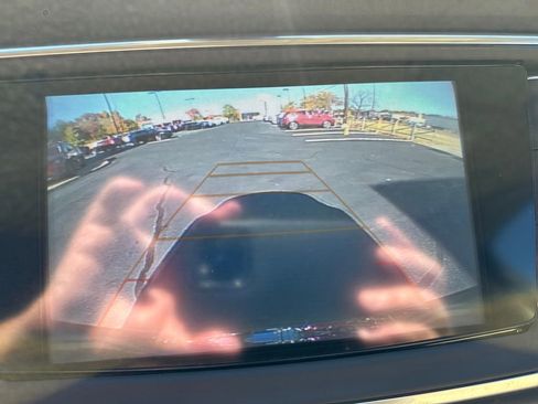 Used 2018 Buick Enclave Essence w/ Trailering Package image 28