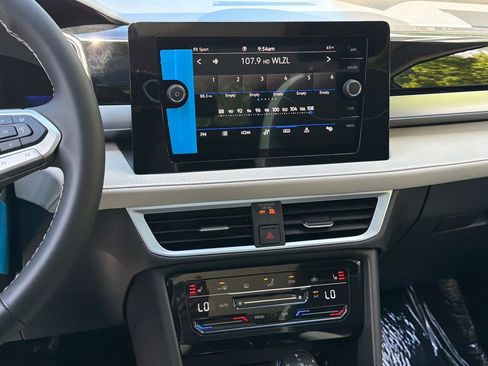 New 2026 Volkswagen Taos SE AWD/4WD image 20